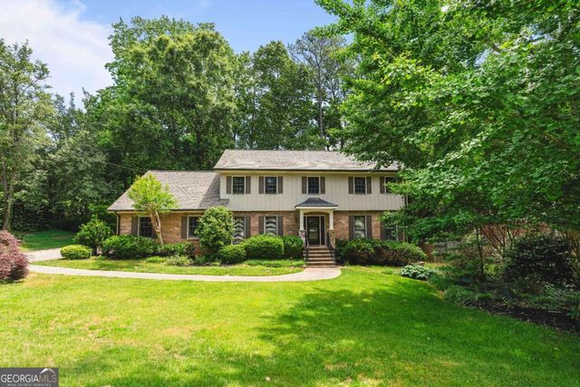 4955 Mill Stream Court, Atlanta, GA 30338