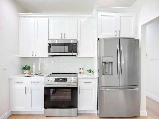 2960 SANDRINGHAM PLACE, Sarasota, FL 34235