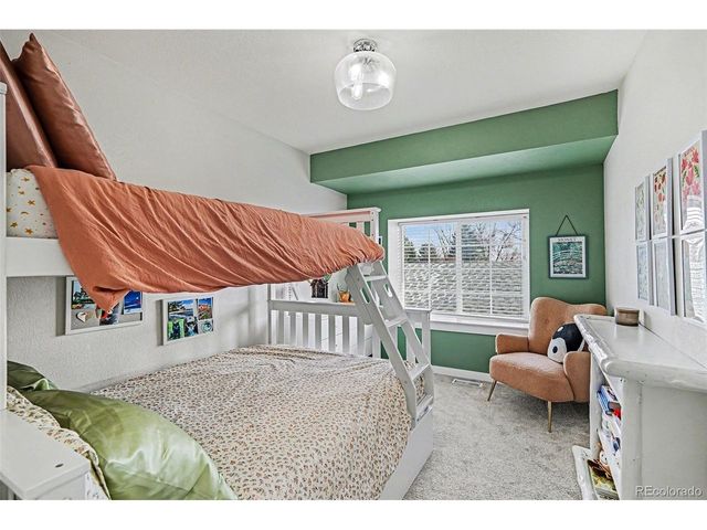 9423 Lou Dr, Thornton, CO 80260