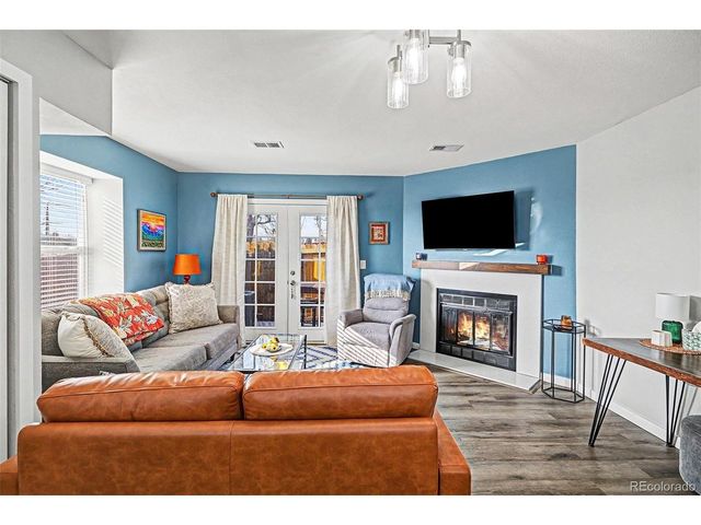 9423 Lou Dr, Thornton, CO 80260