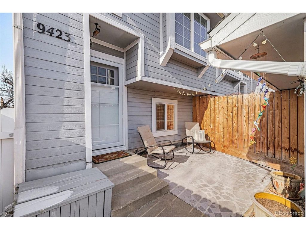 9423 Lou Dr, Thornton, CO 80260