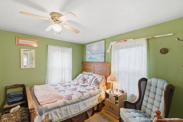 23 E 35th Street, Holland, MI 49423