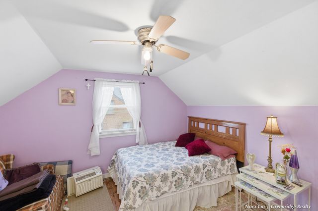 23 E 35th Street, Holland, MI 49423