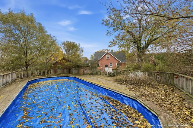 23 E 35th Street, Holland, MI 49423