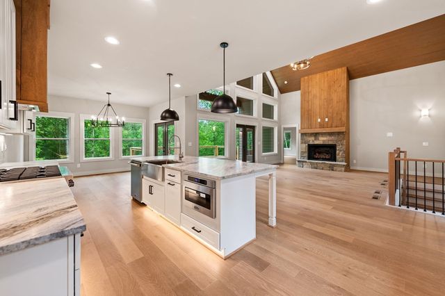 298 Lower Creek Trail, Ellijay, GA 30540