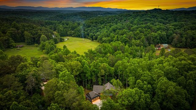298 Lower Creek Trail, Ellijay, GA 30540