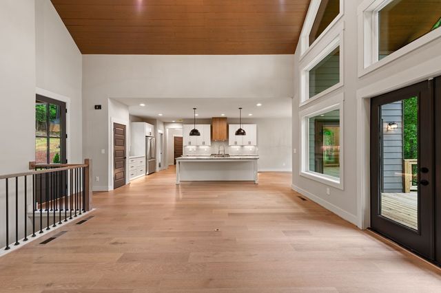 298 Lower Creek Trail, Ellijay, GA 30540