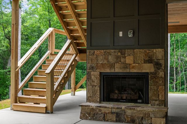 298 Lower Creek Trail, Ellijay, GA 30540
