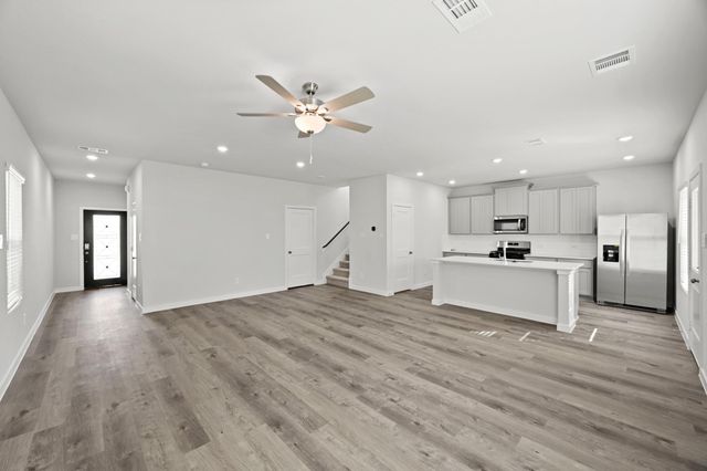 210 Brazen Forest Trail, Magnolia, TX 77354