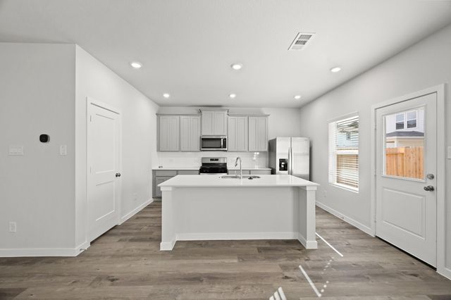 210 Brazen Forest Trail, Magnolia, TX 77354