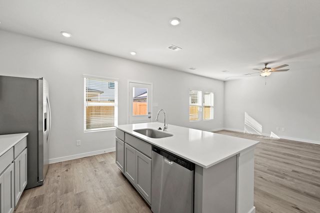 210 Brazen Forest Trail, Magnolia, TX 77354