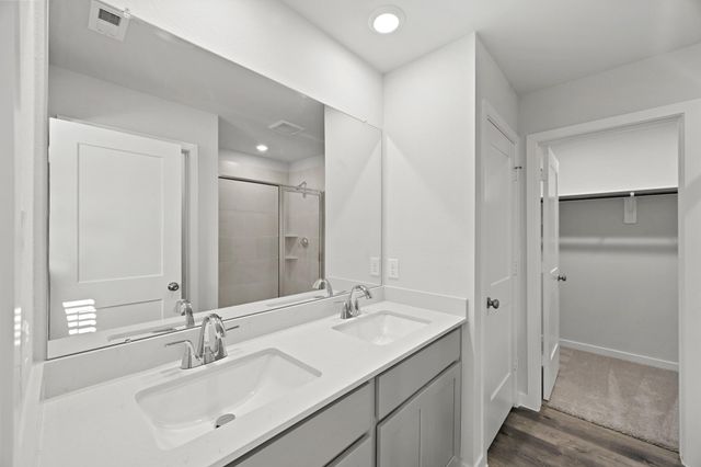 210 Brazen Forest Trail, Magnolia, TX 77354