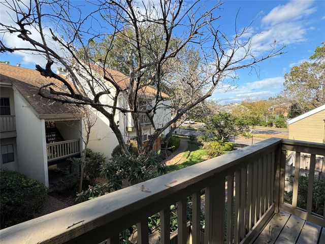 2100 Tanglewilde Street 626, Houston, TX 77063