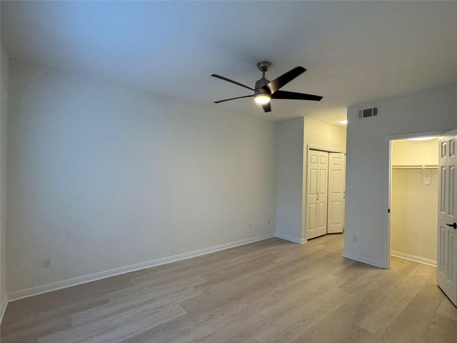 2100 Tanglewilde Street 626, Houston, TX 77063