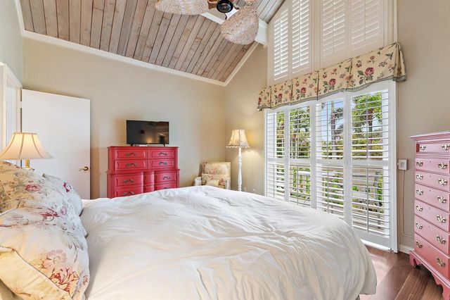 104 W Spearfish Lane, Jupiter, FL 33477