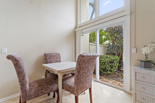 104 W Spearfish Lane, Jupiter, FL 33477