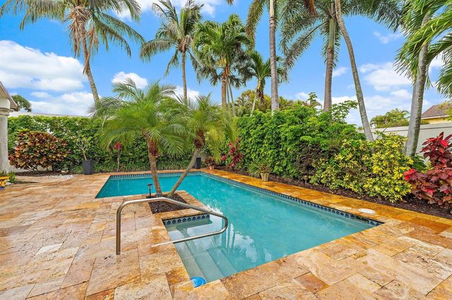 104 W Spearfish Lane, Jupiter, FL 33477