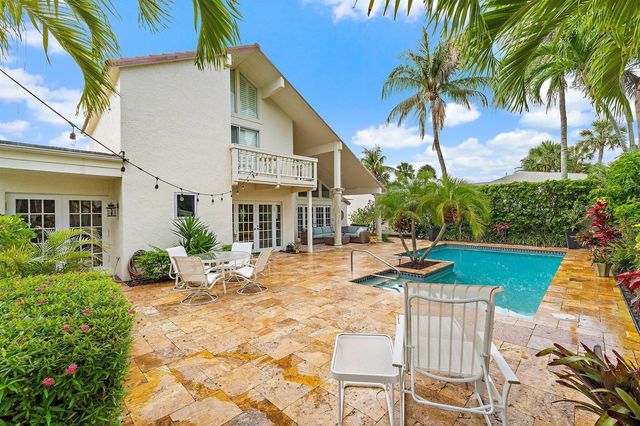 104 W Spearfish Lane, Jupiter, FL 33477