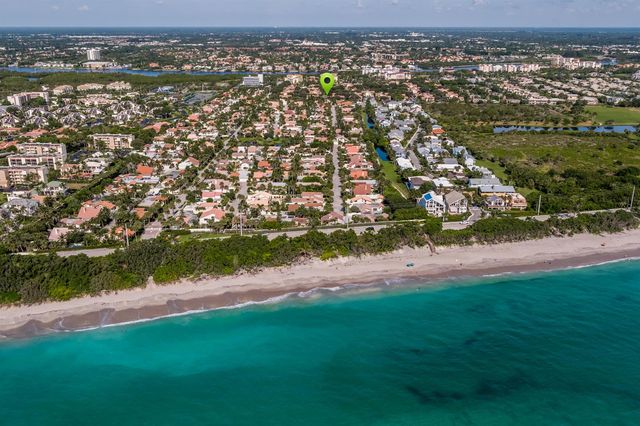 104 W Spearfish Lane, Jupiter, FL 33477