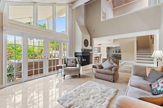 104 W Spearfish Lane, Jupiter, FL 33477