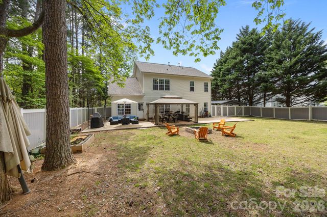 8821 Hambright Road, Huntersville, NC 28078