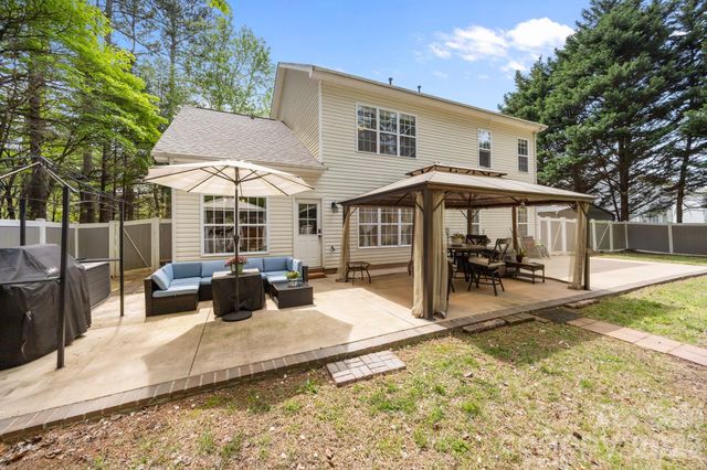 8821 Hambright Road, Huntersville, NC 28078