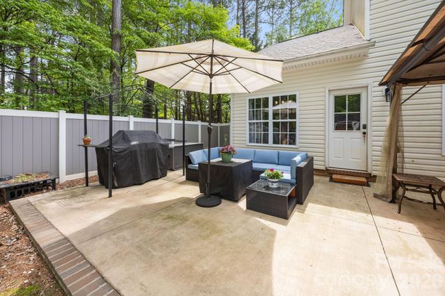 8821 Hambright Road, Huntersville, NC 28078