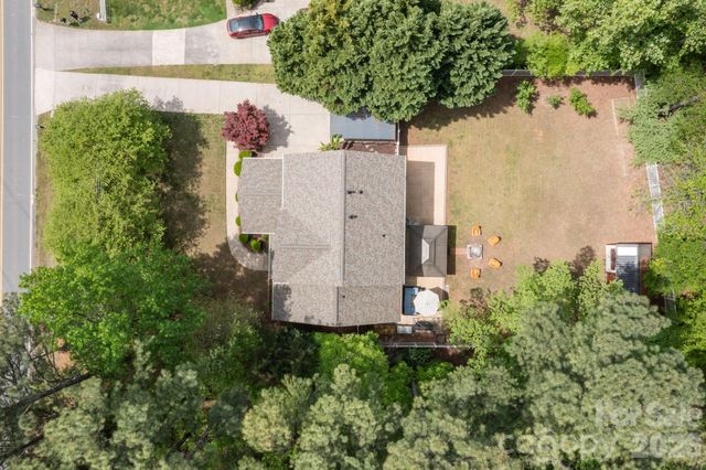 8821 Hambright Road, Huntersville, NC 28078
