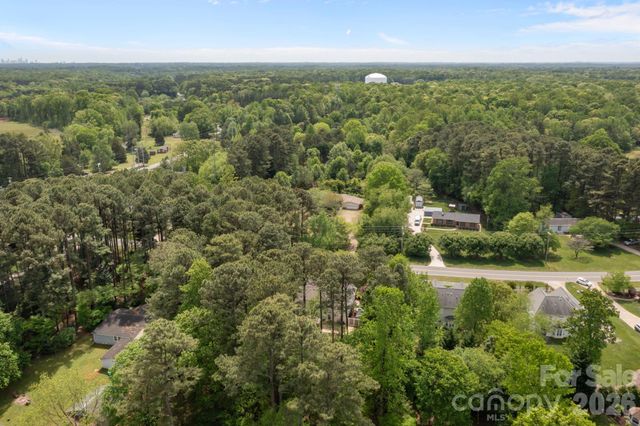 8821 Hambright Road, Huntersville, NC 28078