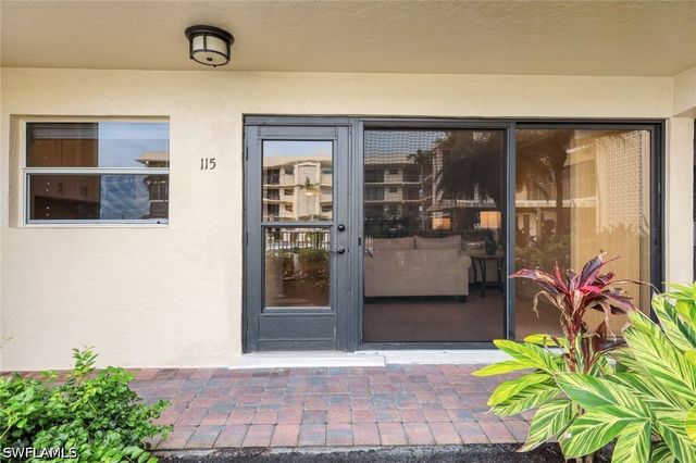 3200 Gulf Shore BLVD N 115, Naples, FL 34103