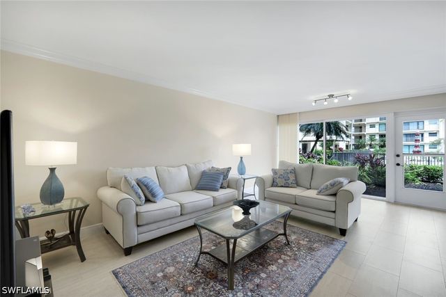 3200 Gulf Shore BLVD N 115, Naples, FL 34103