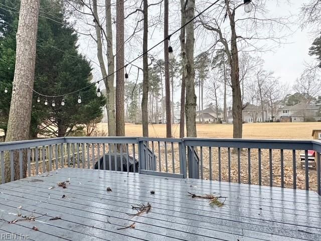 905 Edgewater DR, Newport News, VA 23602