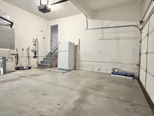 905 Edgewater DR, Newport News, VA 23602