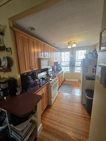 1714 Commonwealth Ave 5, Boston, MA 02135