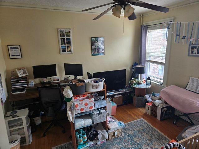 1714 Commonwealth Ave 5, Boston, MA 02135