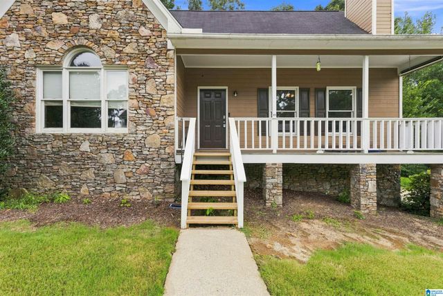 846 HONEYSUCKLE DRIVE, Fultondale, AL 35068