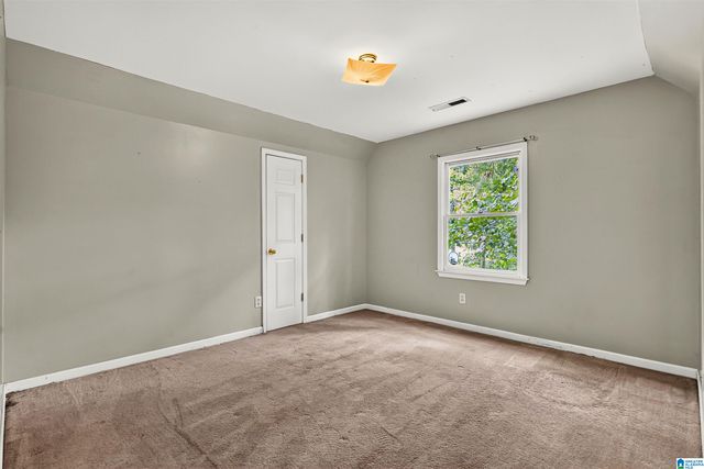 846 HONEYSUCKLE DRIVE, Fultondale, AL 35068