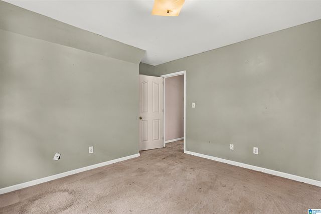 846 HONEYSUCKLE DRIVE, Fultondale, AL 35068