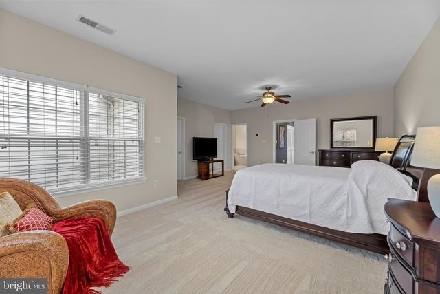 9842 PICKENS PL, Manassas Park, VA 20111