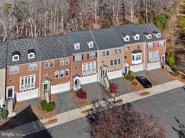 9842 PICKENS PL, Manassas Park, VA 20111