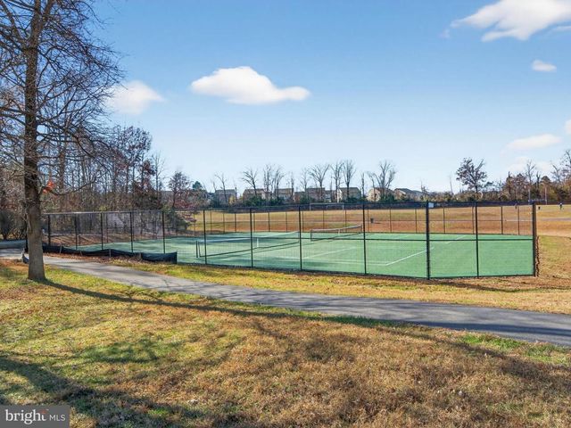 9842 PICKENS PL, Manassas Park, VA 20111