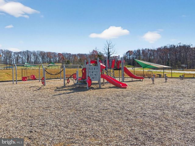 9842 PICKENS PL, Manassas Park, VA 20111