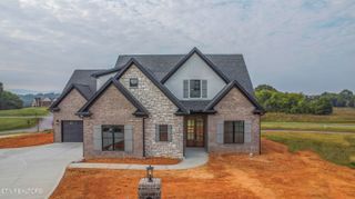 165 Grandville Court, Vonore, TN 37885