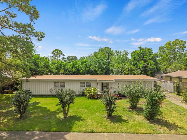 7123 Leader Street, Houston, TX 77074