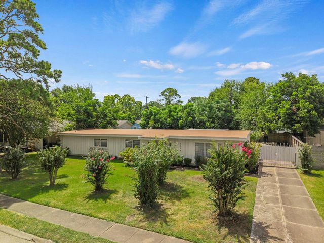 7123 Leader Street, Houston, TX 77074