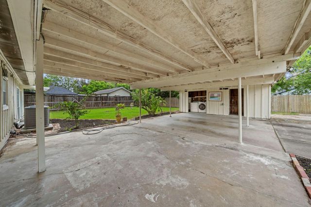 7123 Leader Street, Houston, TX 77074
