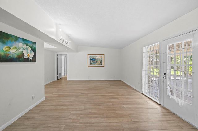 7123 Leader Street, Houston, TX 77074