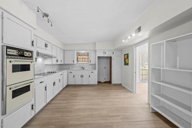 7123 Leader Street, Houston, TX 77074