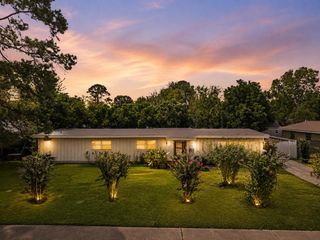 7123 Leader Street, Houston, TX 77074
