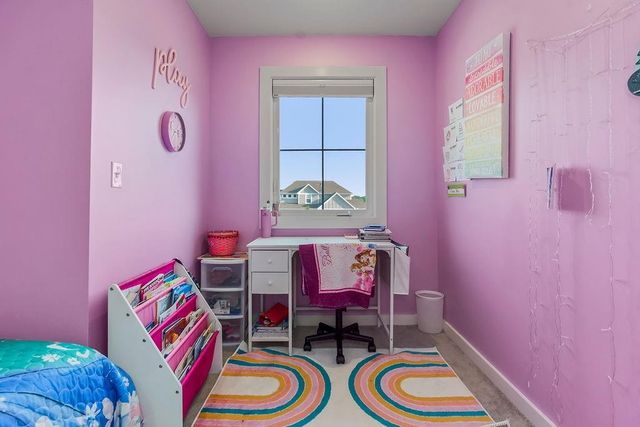 16247 S Kill Creek Road, Gardner, KS 66030